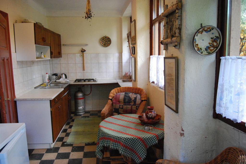 ולם Boroka Apartmanhazak - Oereghaz חדר תמונה